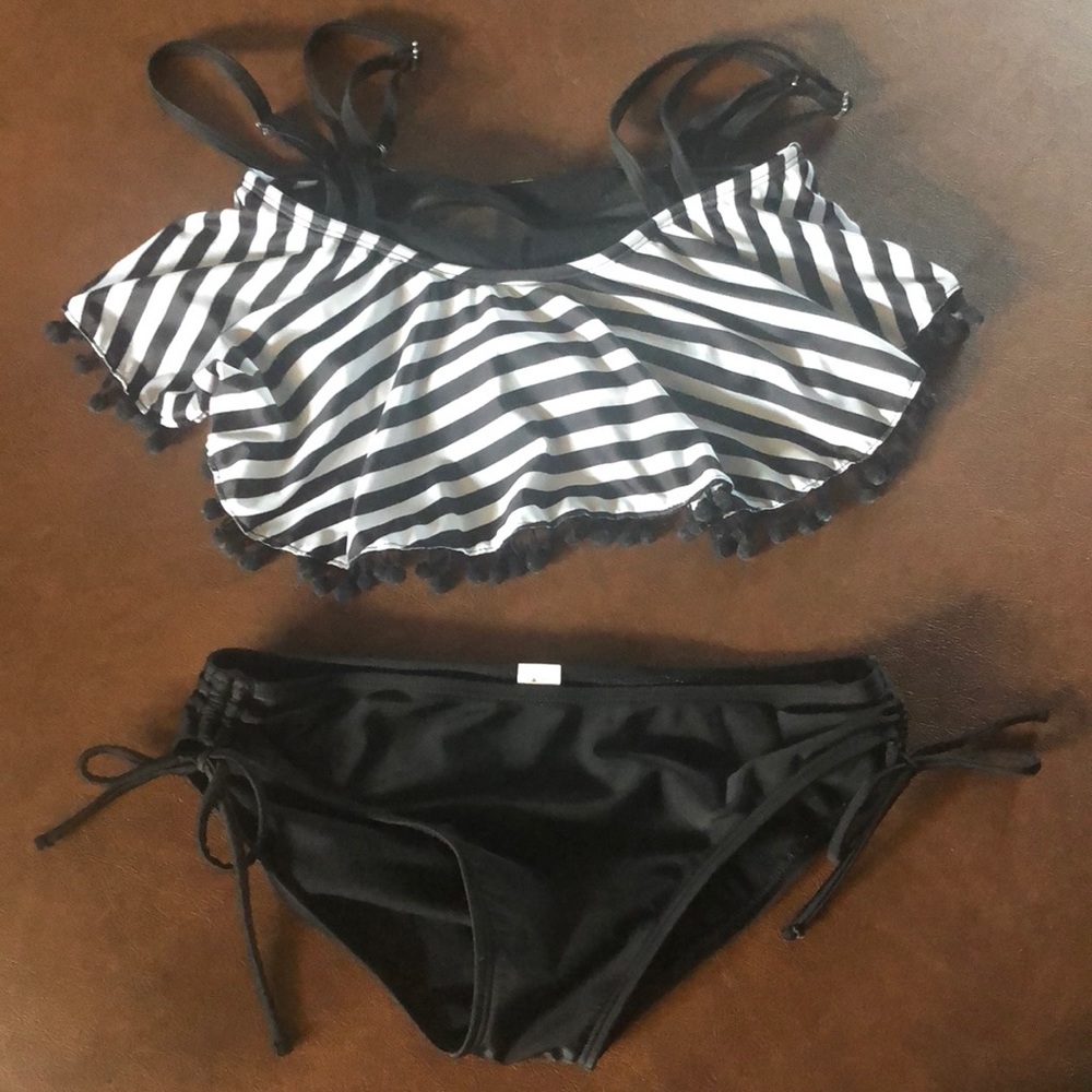 Girls swimsuit